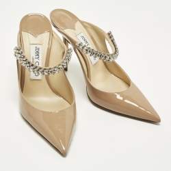 مملوكة مسبقًا حذاء جيمي تشو بينغ بتمام جلد براءات بيج مزين بالكريستال مقاس 38