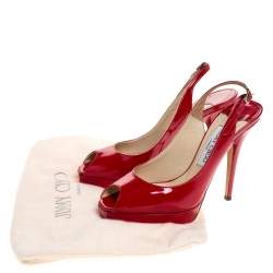 مملوكة مسبقًا صندل جيمي تشو كلو جلد أحمر لامع مقدمة مفتوحة وفتحة كعب مقاس 37