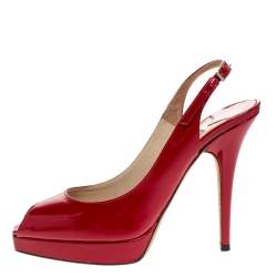 مملوكة مسبقًا صندل جيمي تشو كلو جلد أحمر لامع مقدمة مفتوحة وفتحة كعب مقاس 37