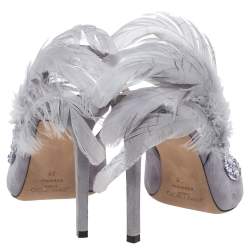 Pre Owned حذاء كعب عالي جيمي تشو تيسي سويدي وريش ومزين بالكريستال مقاس 38