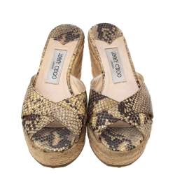 مملوكة مسبقًا Jimmy Choo Beige/Black Python Embossed Leather Espadrille Wedge Platform Slide Sandals Size 39