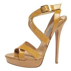 مملوكة مسبقًا Jimmy Choo Beige Patent Leather Vamp Platform Sandals Size 41.5