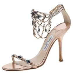 مملوكة مسبقًا صندل جيمى تشو مقدمة مفتوحة زخرفة كريستال وجلد ذهبى وردى مقاس 39