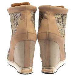 مملوكة مسبقًا حذاء رياضي جيمي تشو باناما كعب روكي جلد نقشة الثعبان و نوبوك و سويدي فضي و بيج مقاس 39.5