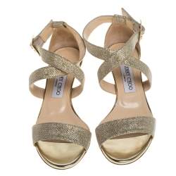 مملوكة مسبقًا صندل جيمى تشو مقدمة مفتوحة سيور متقاطعة كيرا قماش غليتر ذهبى ميتالك مقاس 37.5
