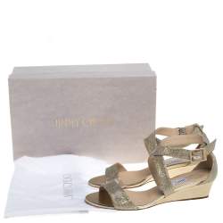 مملوكة مسبقًا صندل جيمى تشو مقدمة مفتوحة سيور متقاطعة كيرا قماش غليتر ذهبى ميتالك مقاس 37.5