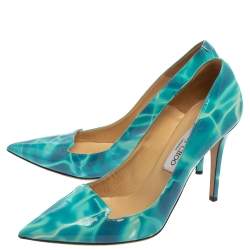 مملوكة مسبقًا حذاء كعب عالي جيمي تشو افريل مقدمة مدببة جلد لامع أبيض و أزرق مقاس 40