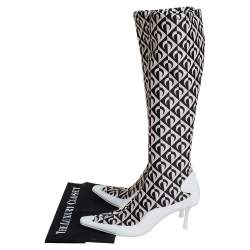 مملوكة مسبقًا Jimmy Choo White/Black Leather And Stretch Fabric Knee High Boots Size 37