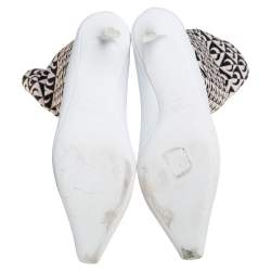 مملوكة مسبقًا Jimmy Choo White/Black Leather And Stretch Fabric Knee High Boots Size 37