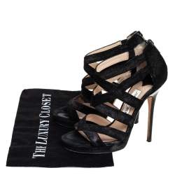 مملوكة مسبقًا Jimmy Choo Black Suede Strappy Sandals Size 34