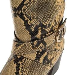 Pre Owned حذاء بوت جيمي تشو بيكا جلد نقشة الثعبان أصفر/أسود فوق الركبة مقاس 38