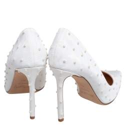 مملوكة مسبقًا Jimmy Choo White Canvas Romy Pearl Embellished Pointed Toe Pumps 39.5