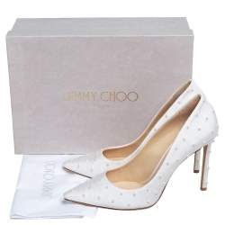 مملوكة مسبقًا Jimmy Choo White Canvas Romy Pearl Embellished Pointed Toe Pumps 39.5