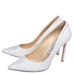 مملوكة مسبقًا Jimmy Choo White Canvas Romy Pearl Embellished Pointed Toe Pumps 39.5