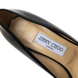 مملوكة مسبقًا حذاء كعب عالي جيمي تشو جلد لامع أسود مقدمة مفتوحة نعل سميك مقاس 38.5