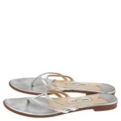 Pre Owned Jimmy Choo Silver Leather Thong Flats Size 38