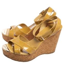 مملوكة مسبقًا Jimmy Choo Yellow Patent Leather Lucia Cross Strap Wedge Ankle-Strap Sandal Size 39