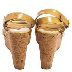مملوكة مسبقًا Jimmy Choo Yellow Patent Leather Lucia Cross Strap Wedge Ankle-Strap Sandal Size 39