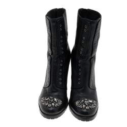 مملوكة مسبقًا بوت كاحل جيمي تشو داتشيت جلد أسود بزخارف كريستال مقاس 38.5