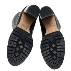 مملوكة مسبقًا بوت كاحل جيمي تشو داتشيت جلد أسود بزخارف كريستال مقاس 38.5