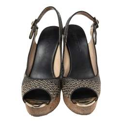 مملوكة مسبقًا صندل جيمي تشو قماش مغزول بيج / أسود نعل روكي مقاس 39