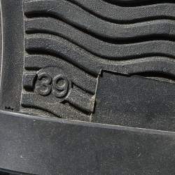 Pre Owned حذاء بوت للمطر جيمي تشو مطاط أسود مقاس 39