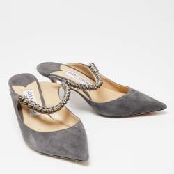 Pre Owned صندل سلايد جيمي تشو بنغ سويدي رصاصي مزين بالكريستال مقاس 38