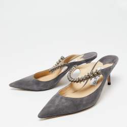 Pre Owned صندل سلايد جيمي تشو بنغ سويدي رصاصي مزين بالكريستال مقاس 38