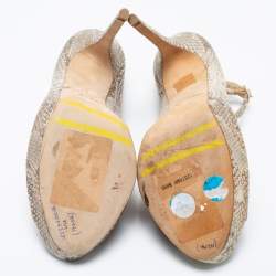 Pre Owned حذاء كعب عالي جيمي تشو تامي جلد نقش ثعبان وسويدي ذهبي / بيج سير كاحل مقاس 40