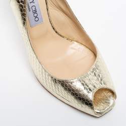 مملوكة مسبقًا صندل جيمي تشو جلد نقش ثعبان ذهبي فتحة كعب مقاس 40.5