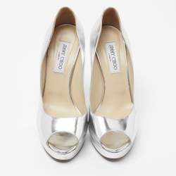 مملوكة مسبقًا Jimmy Choo Silver Leather Crown Pumps Size 39.5