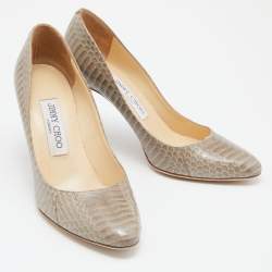 مملوكة مسبقًا Jimmy Choo Grey Water Snake Leather Gilbert Pumps Size 37