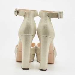 مملوكة مسبقًا Jimmy Choo Metallic Laminated Suede Socorie Sandals Size 41