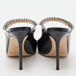 مملوكة مسبقًا صندل سلايد جيمي تشو بينغ جلد أسود لامع بزخارف كريستال ومقدمة مدببة مقاس 38