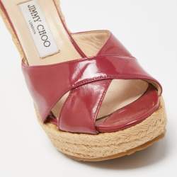 مملوكة مسبقًا Jimmy Choo Burgundy Patent Phyllis Wedge  Sandals Size 39