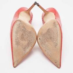 مملوكة مسبقًا Jimmy Choo Red Crocodile Love Pumps Size 40  