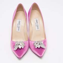 مملوكة مسبقًا Jimmy Choo Pink Satin Manda Crystal Embellished Pointed Toe Pumps Size 37.5
