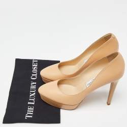 مملوكة مسبقًا Jimmy Choo Beige Leather Platform Round Toe Pumps Size 38.5 