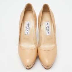 مملوكة مسبقًا Jimmy Choo Beige Leather Platform Round Toe Pumps Size 38.5 