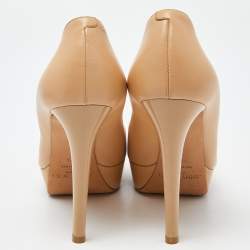 مملوكة مسبقًا Jimmy Choo Beige Leather Platform Round Toe Pumps Size 38.5 