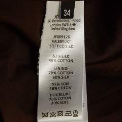 مملوكة مسبقًا بذلة حرير جوزيف بني مزدوج الصدر مع بنطال مقاس صغير (سمول)