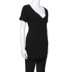 مملوكة مسبقًا توب جوزيف رقبة حرف ڨي ريلاي كريب مرن أسود مقاس وسط (ميديوم)