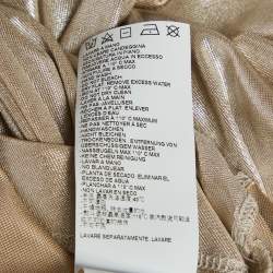 Pre Owned بلوزة ذات حاشية غير متساوية معدنية ذهبية بأكمام طويلة من جيرسي جاست كافالي مقاس متوسط - ميديم