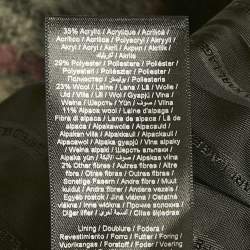 مملوكة مسبقًا معطف كارل لاغرفيلد رمادي/وردي منقوش من الصوف مصمم حسب الطلب مقاس صغير (سمول)