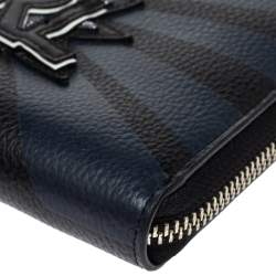 Pre Owned Karl Lagerfeld Black/Blue Leather Zip Around Wallet