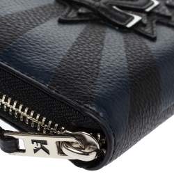 Pre Owned Karl Lagerfeld Black/Blue Leather Zip Around Wallet
