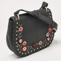 Pre Owned Kate Spade Black Leather Floral Applique Tressa Shoulder Bag