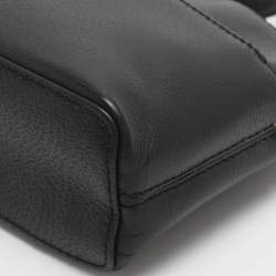 Pre Owned حقيبة كروس كيت سبيد ميلي غروف جلد أبيض/أسود