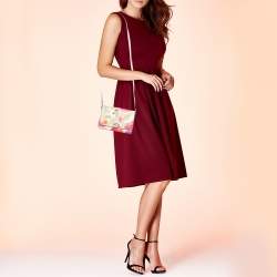 Pre Owned حقيبة كروس كيت سبيد صغيرة كانفاس مقوى بالزهور متعددة الألوان 