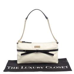 Pre Owned حقيبة كيت سبيد باغويت سلسلة فيونكة جلد لامع وجلد كريمي/ أسود